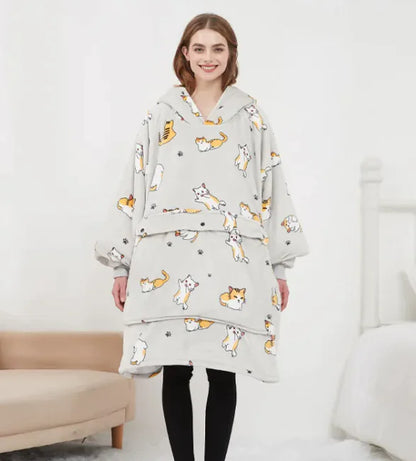 Genvi HeatHug™ – USB Heated Hoodie Blanket